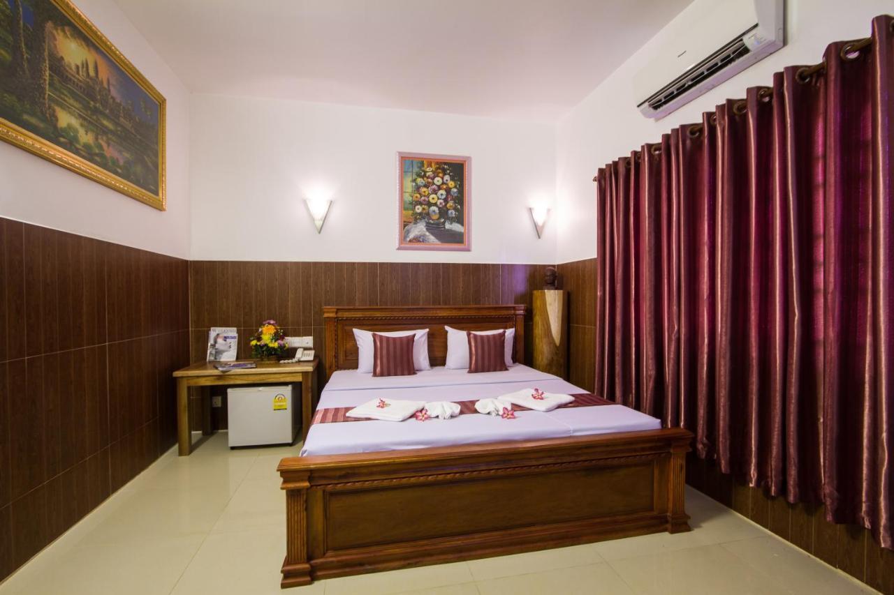 Botoum Hotel Sisophon Esterno foto