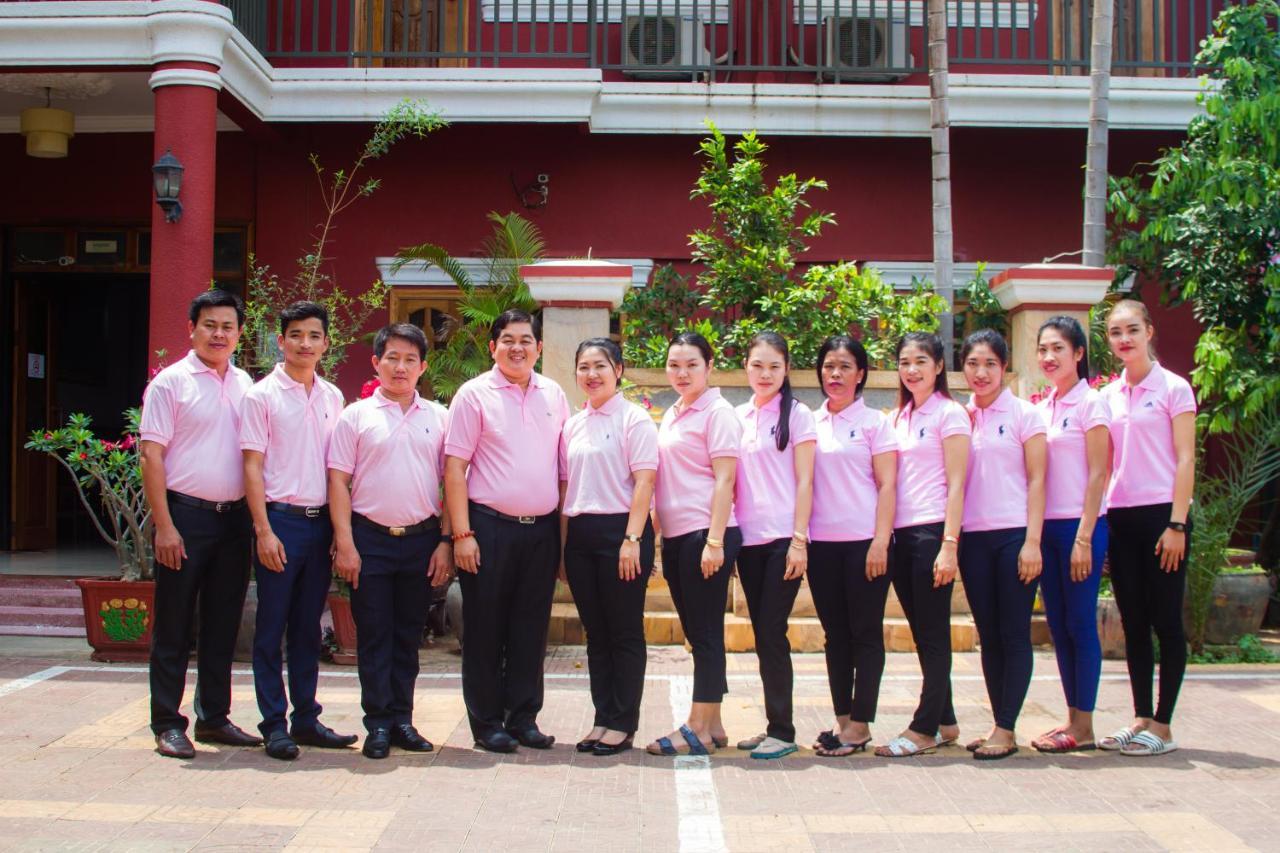 Botoum Hotel Sisophon Esterno foto