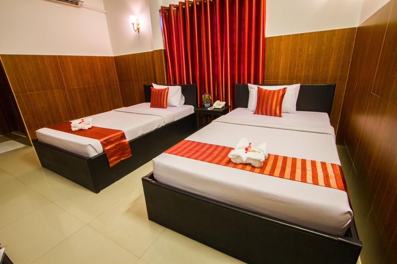 Botoum Hotel Sisophon Esterno foto