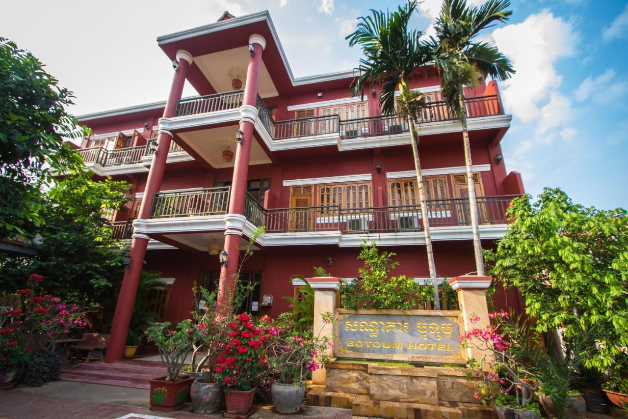 Botoum Hotel Sisophon Esterno foto