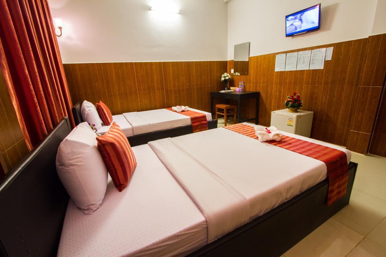 Botoum Hotel Sisophon Esterno foto